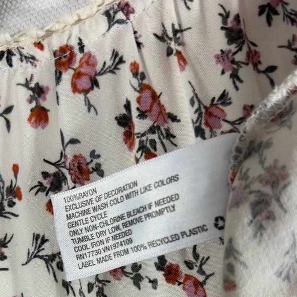 Wild Fable Cream Floral Cap Sleeve Summer Dress in Size Large - Picture 3 of 8